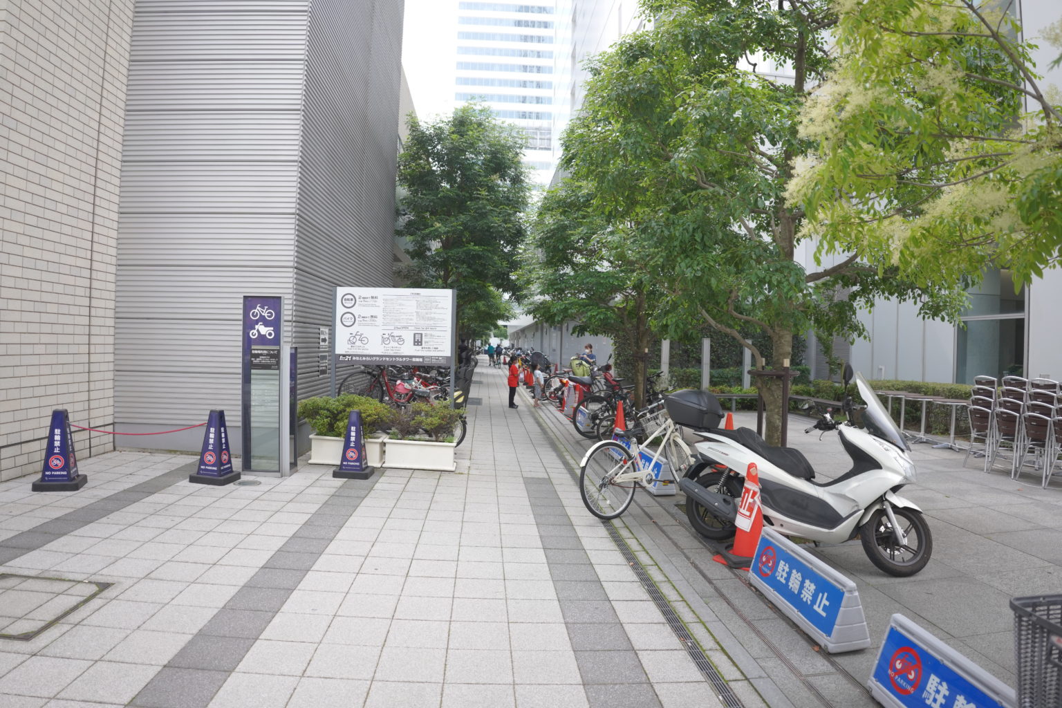 みなとみらい駐輪場 ヨコハマ家族の日常