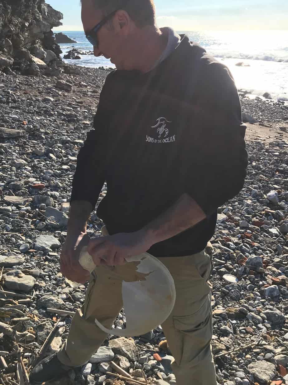 Un posto bellissimo martoriato dai rifiuti ...