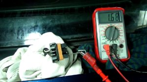 Windshield Wiper Motor Problems: Symptoms, Test, Troubleshoot