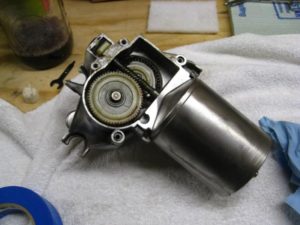 Windshield Wiper Motor Problems: Symptoms, Test, Troubleshoot