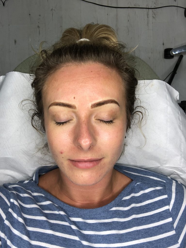 Guide to Eyebrow Microblading Before and After Microblading