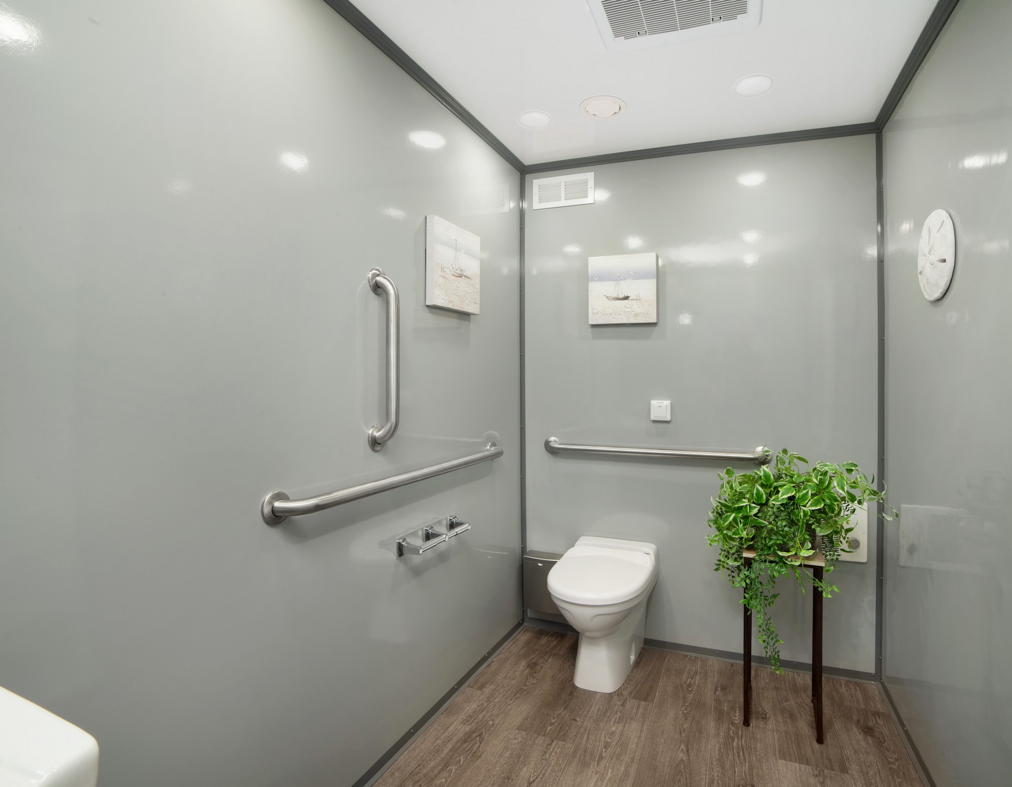 Luxury Restroom Rentals for a Perfect Wedding Day SOS Toilet San Diego