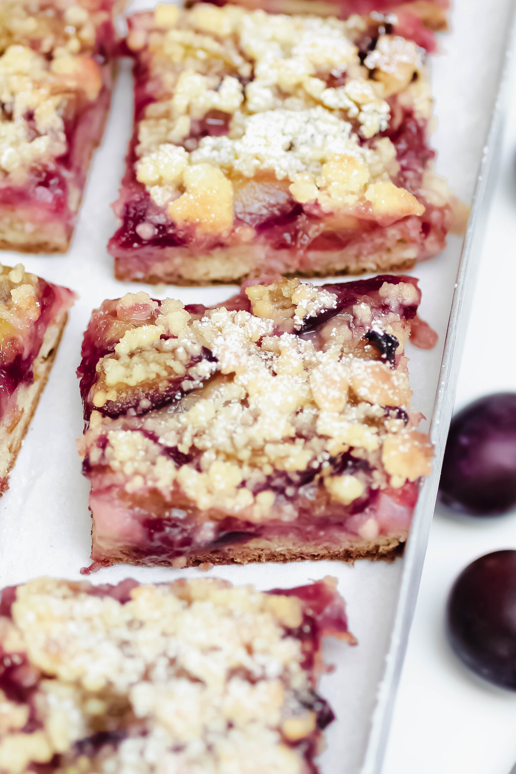 Zwetschgenkuchen vom Blech mit Streuseln Soul Bakery