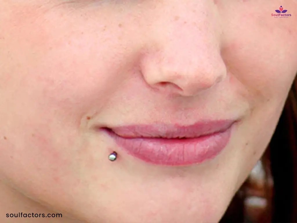 Labret Piercing 101: A Beginner's Guide!