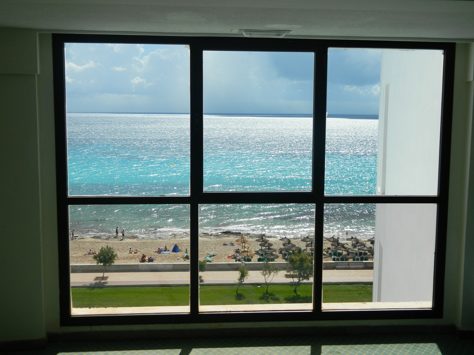 Diy Soundproof Window Panel How To Soundproof A Bedroom 7 Top Tips