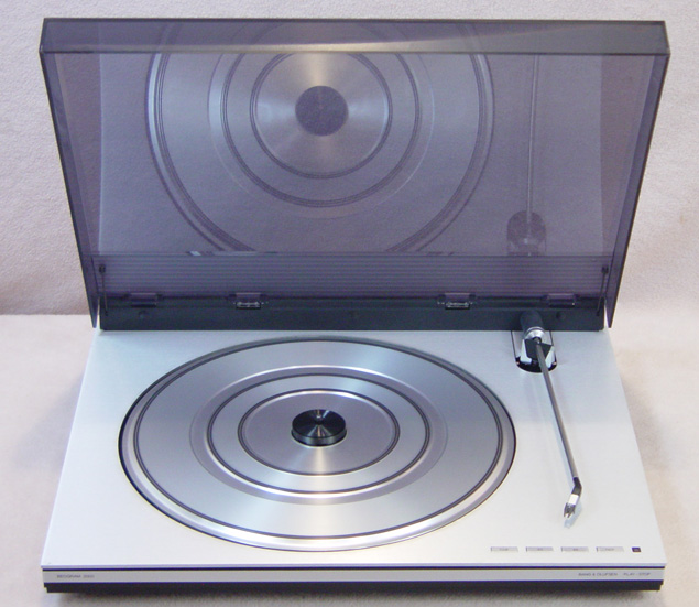 Vintage Turntables Record Player Phonograph DJ Turntables