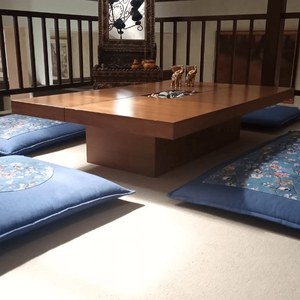 Japanese Floor Dining