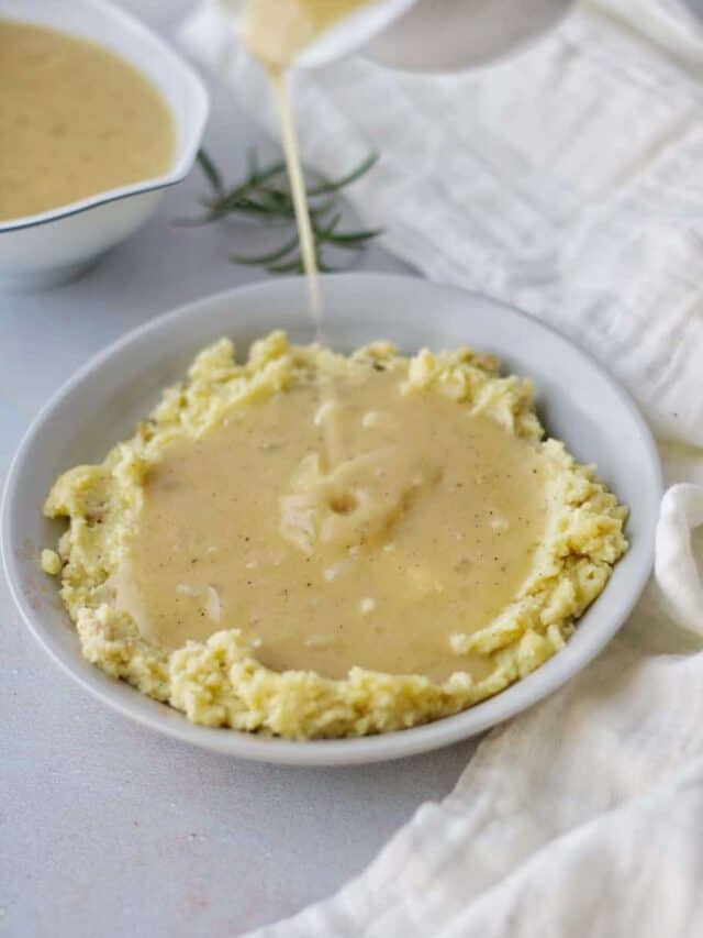 QUICK AND EASY VEGETABLE BROTH GRAVY