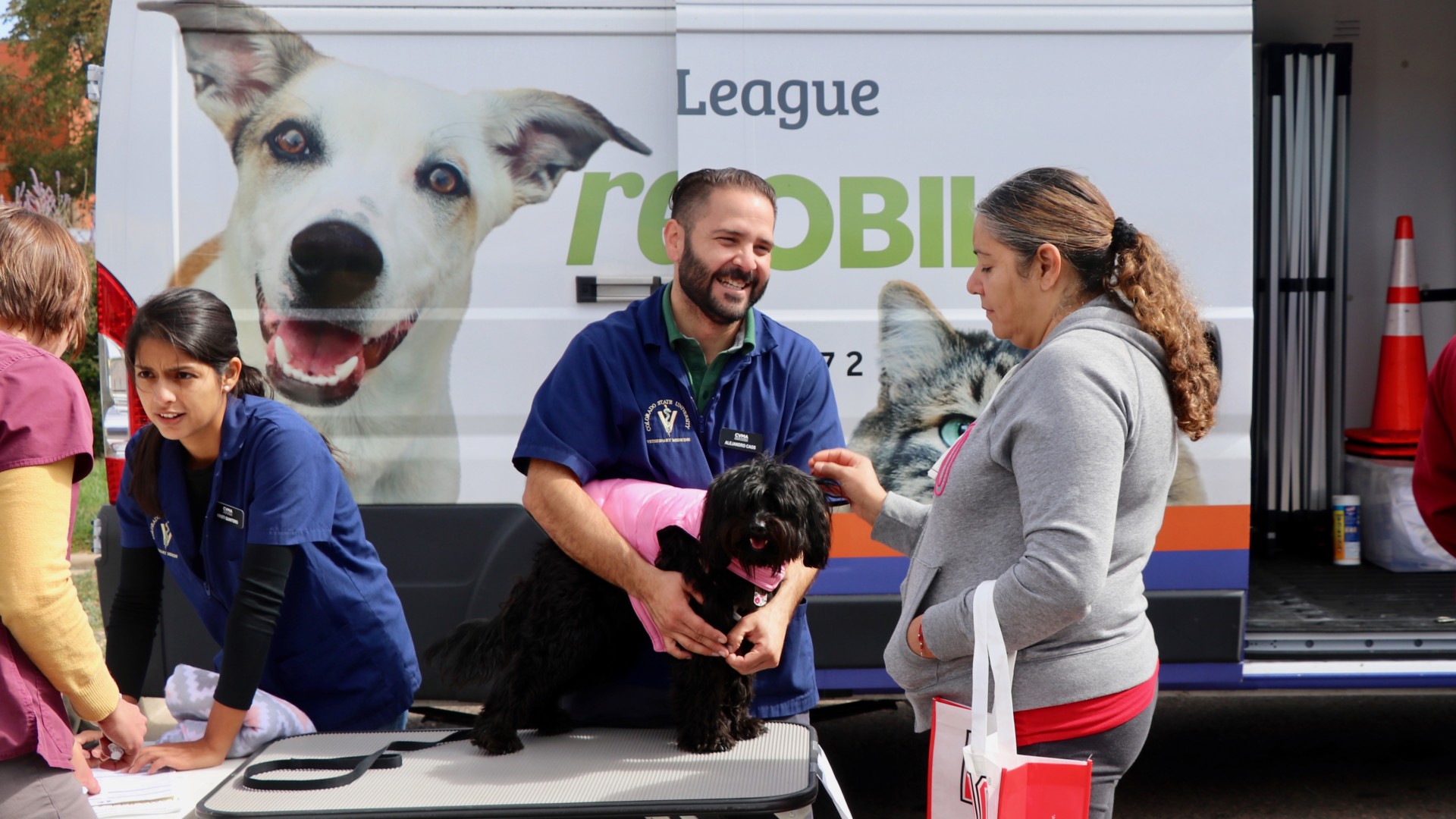 CSU vet students and partners host health clinic for Denver pets, families
