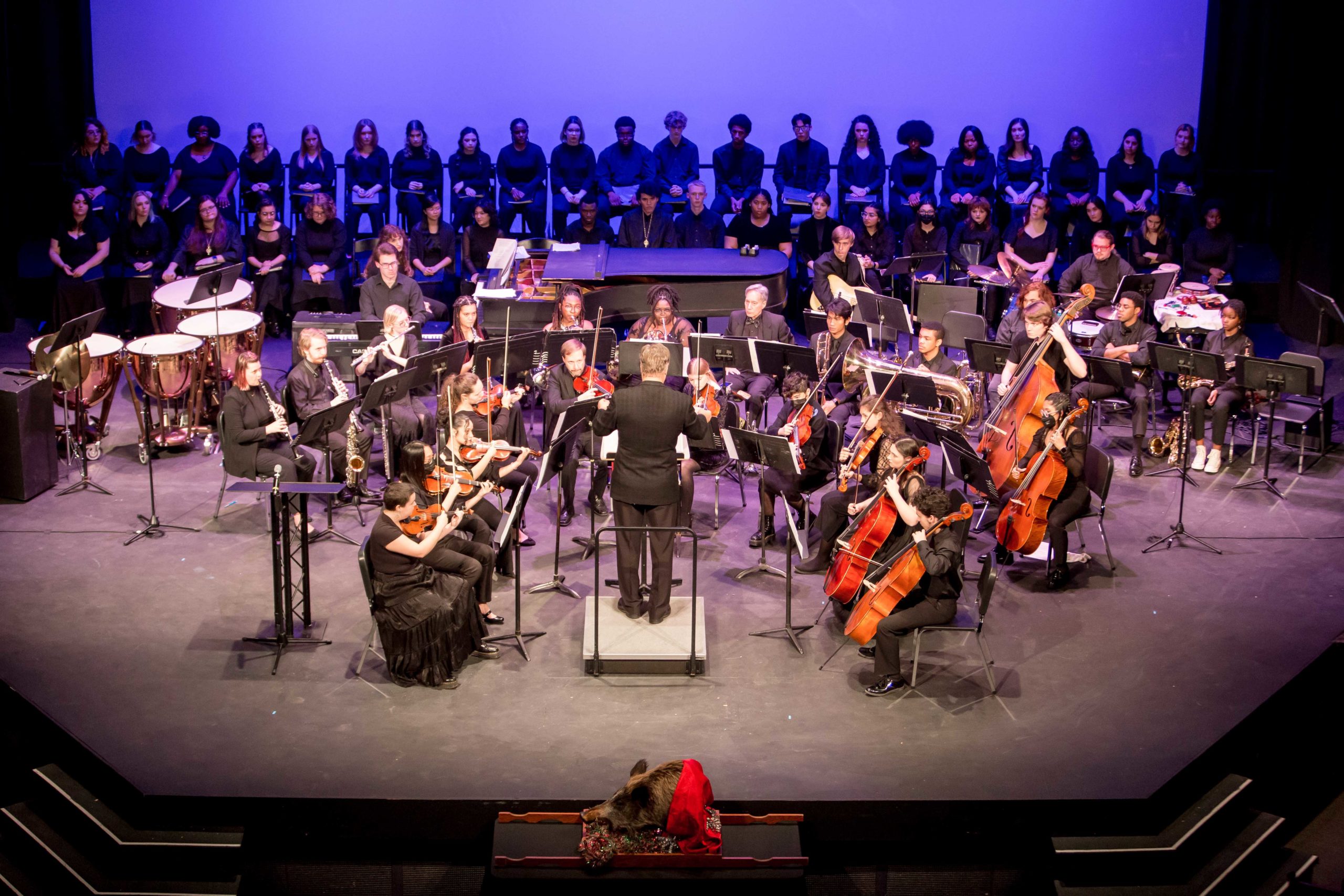 [VIDEO] Boar’s Head 2022 returns to familiar settings with strong