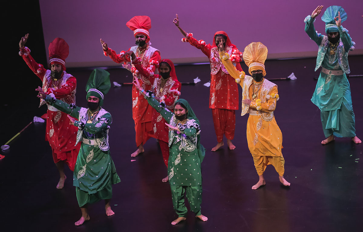 Tamil Folk Dance Costumes