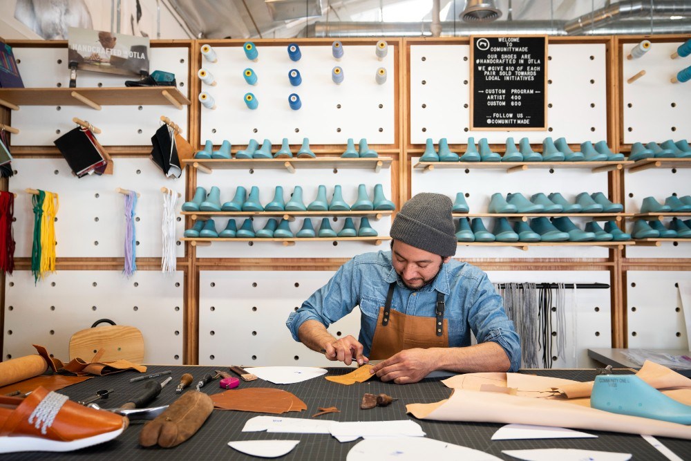 American Footwear Producers Look to Spur an Onshoring Revolution – Sourcing Journal - Vimarsana News