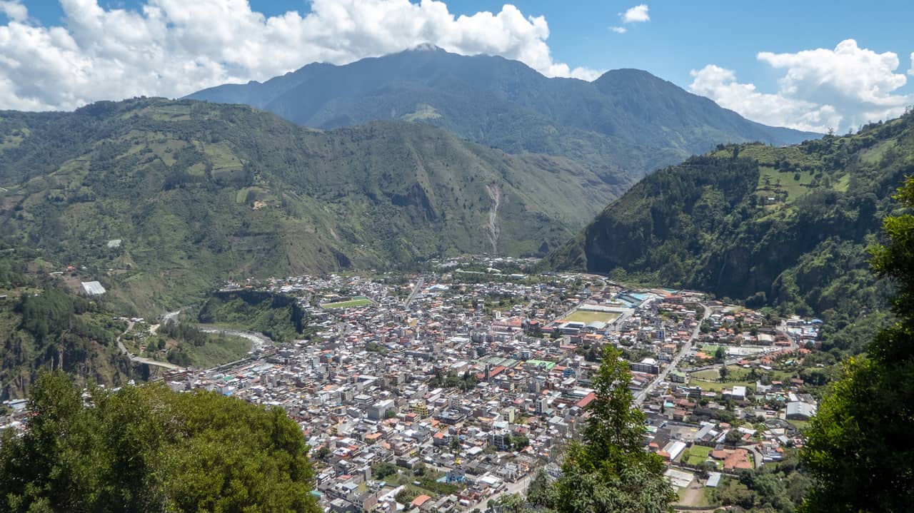 Baños, Ecuador Don't Miss a Thing with our Awesome Guide!