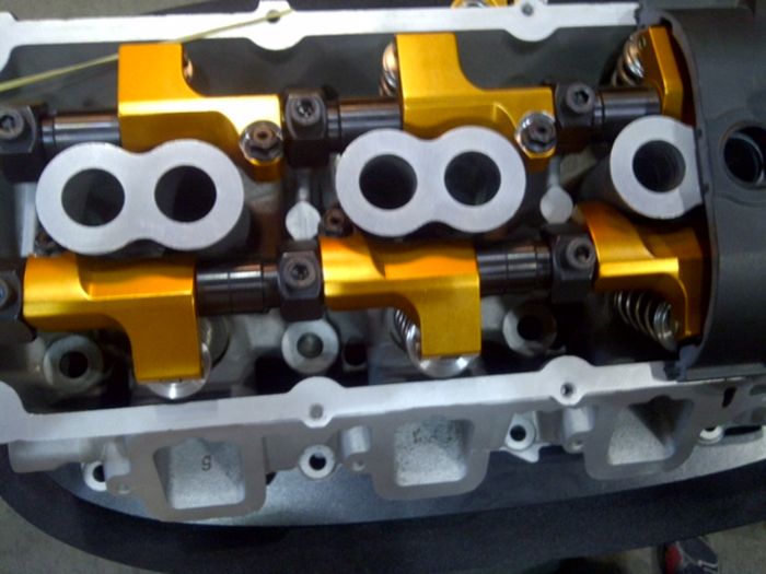 5.7L 6.1L 6.4L Hemi Custom Roller Rocker Kit 5.7L 6.1L 6.4L Hemi Custom Roller Rocker Kit