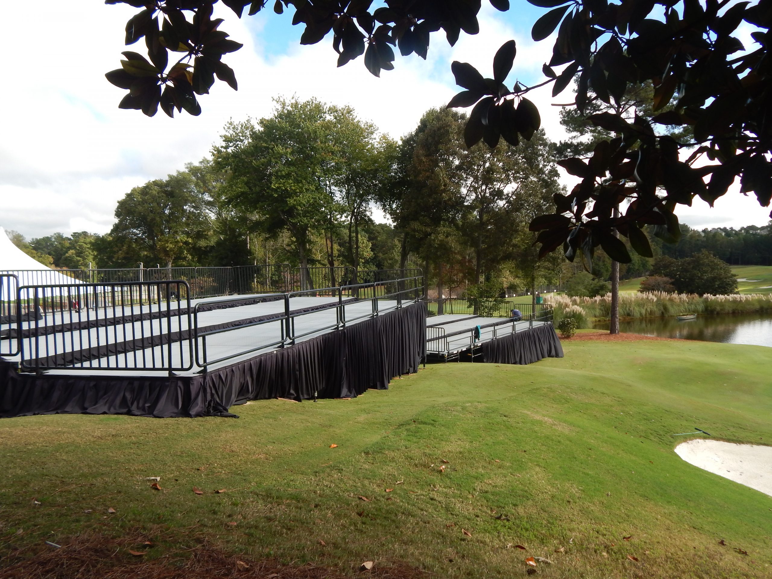 SEATING & MEDIA RISERS Southeast Staging