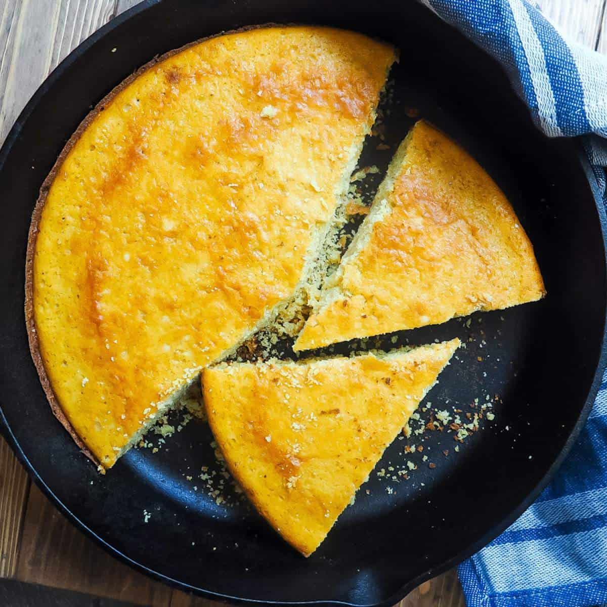 Sweet Cornbread in a CastIron Skillet Southern Bytes