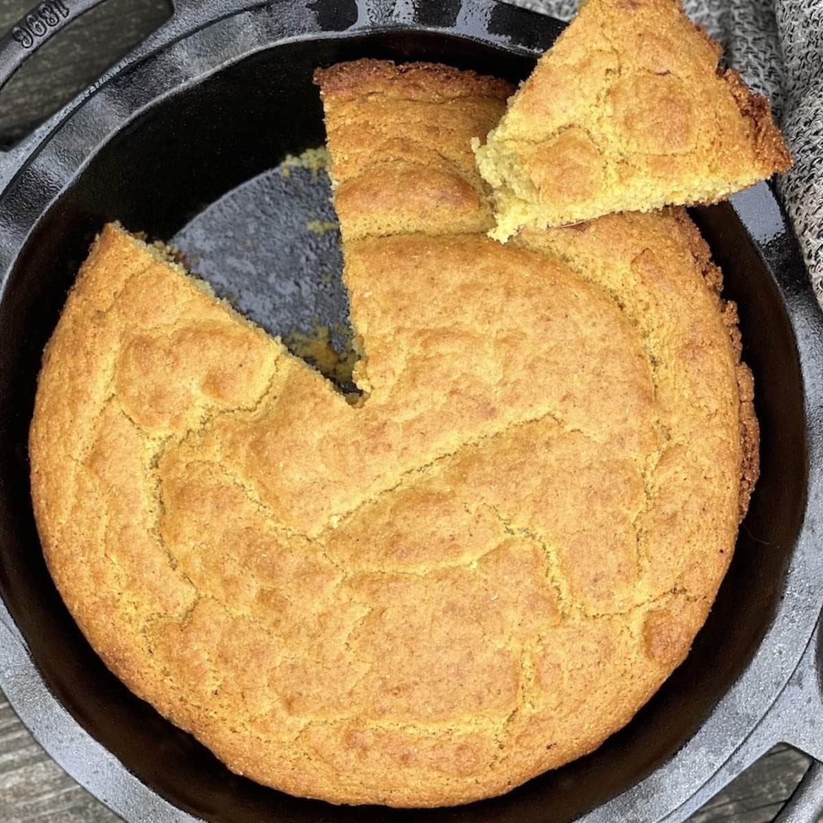Southern Cornbread Recipe Southern Bytes