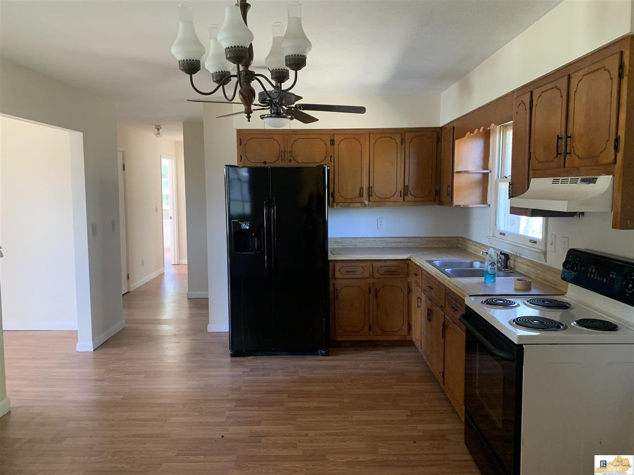 282 Taylor Road Burkesville, Kentucky 42717 Southern Nest Realty