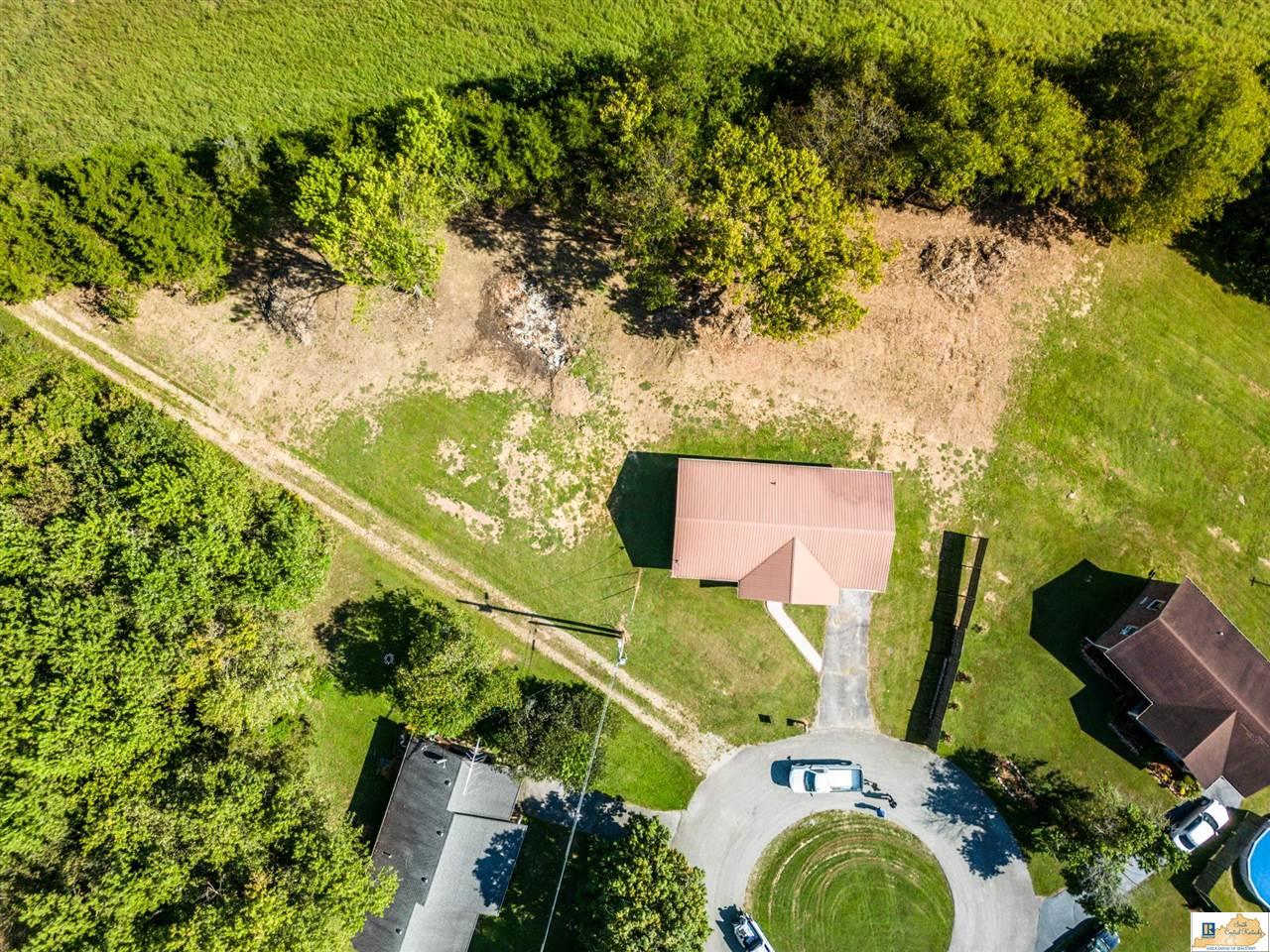 282 Taylor Road Burkesville, Kentucky 42717 Southern Nest Realty