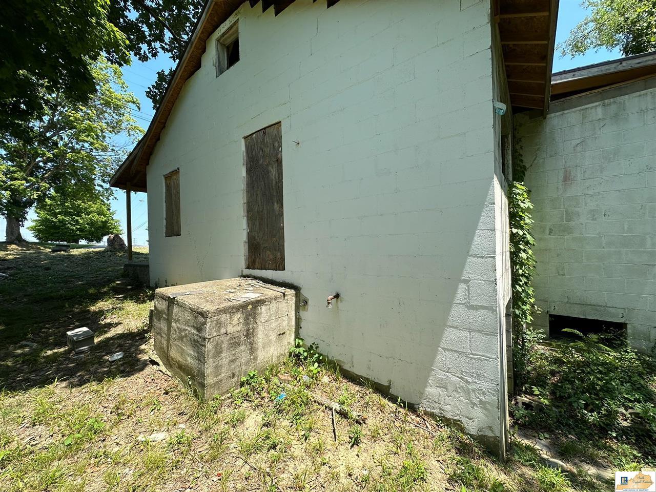 626 Bomar Heights Columbia, Kentucky 42728 Southern Nest Realty