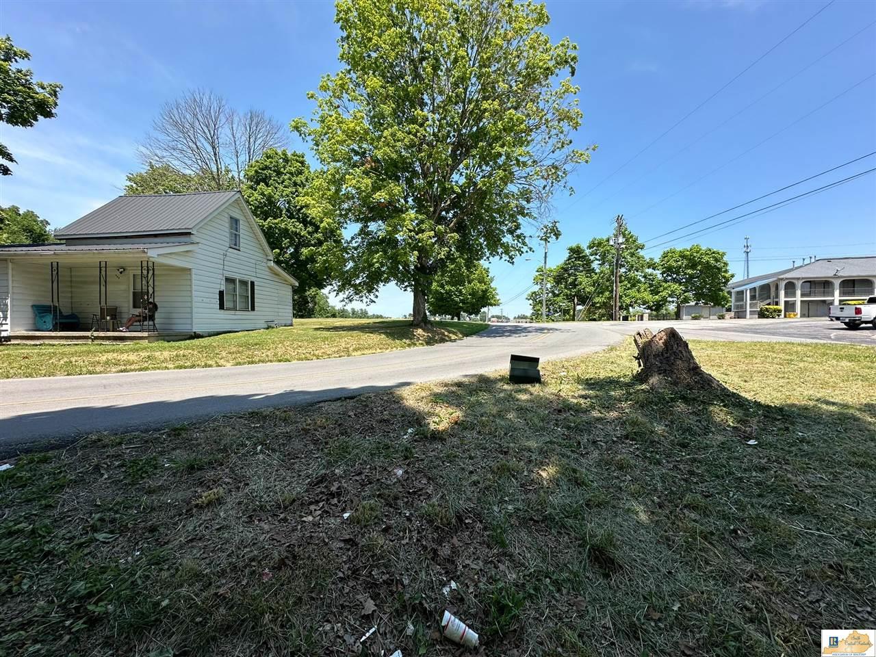 626 Bomar Heights Columbia, Kentucky 42728 Southern Nest Realty