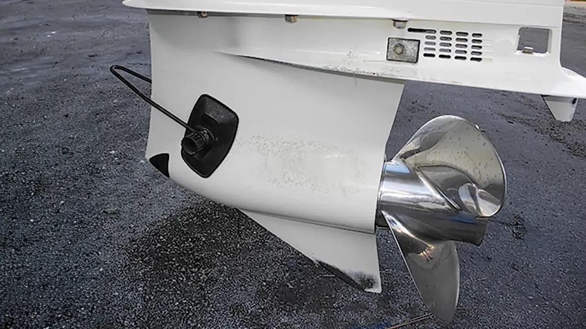 Outboard Motor Maintenance Fundamentals Keep Your Engine Clean And Vibrant Southern Boating