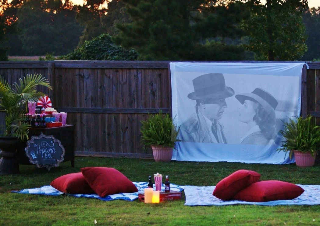 5 Secrets To Hosting The Best Outdoor Movie Night Southern Discourse