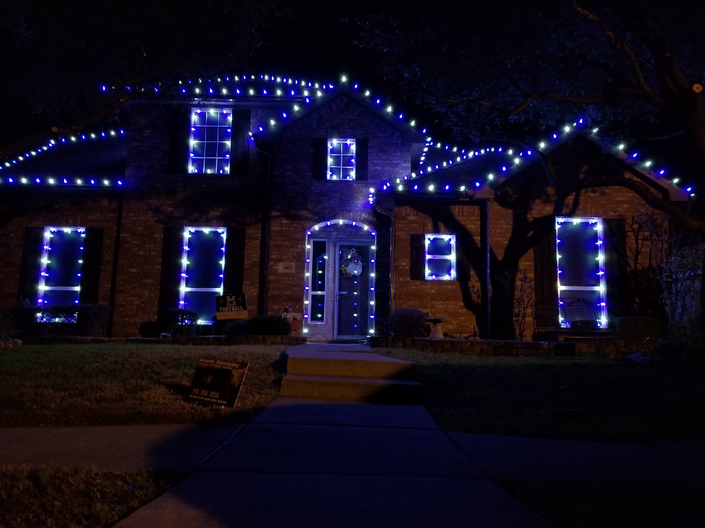 North Dallas Holiday Lighting Service