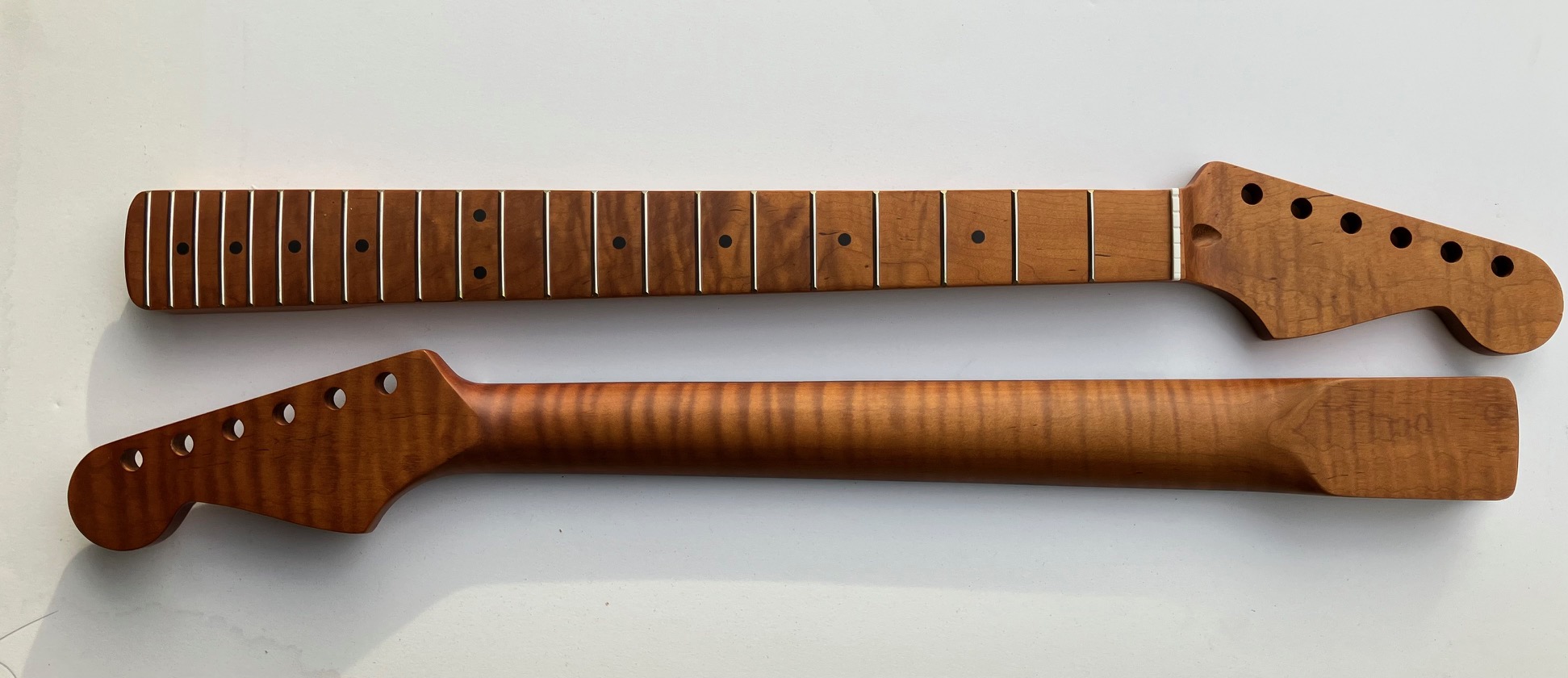 Stratocaster Neck Roasted Flame Maple Southern Tonewoods