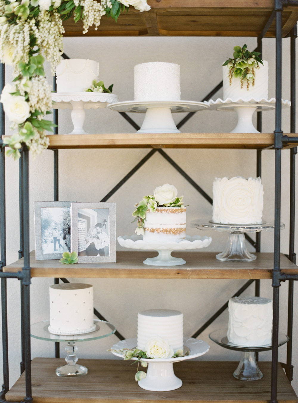 cake display