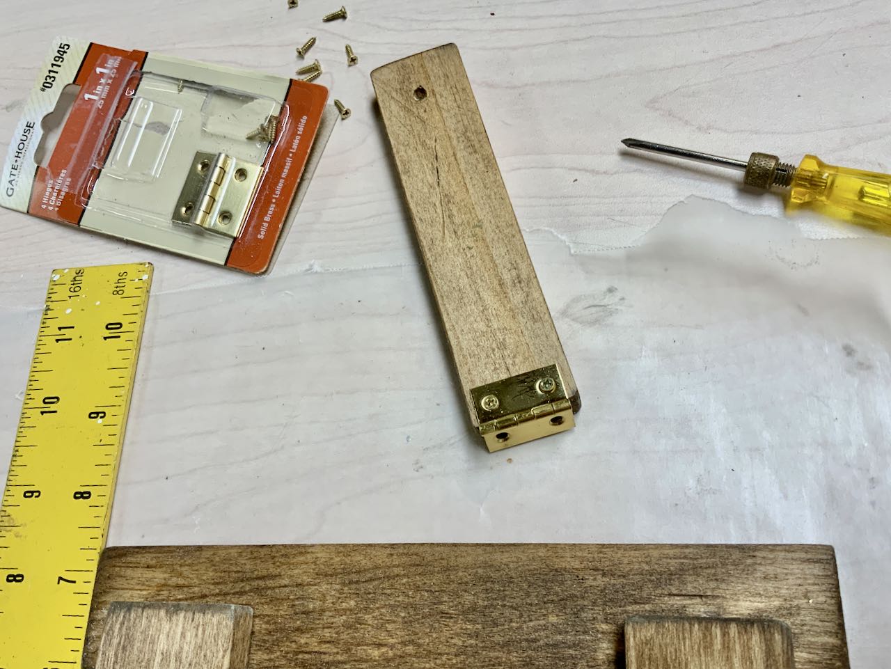 Make a Display Easel For Seasonal Printables South House Designs