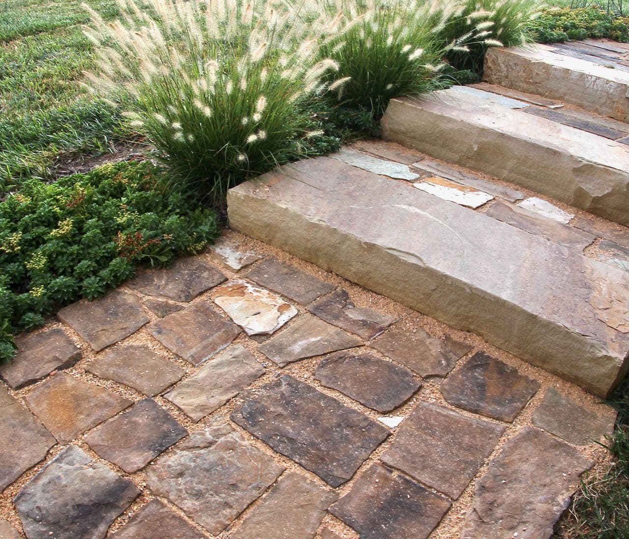 How Do You Make A Flagstone Path at Helen Pullen blog