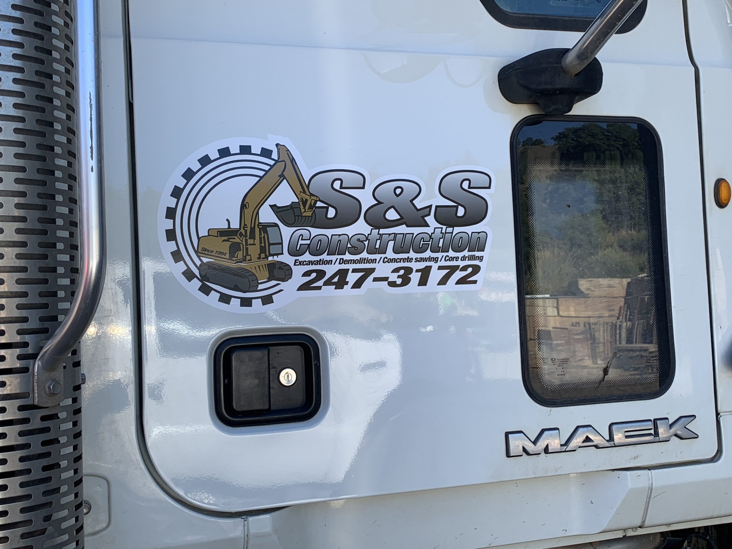 Vehicle Wrap Southwest Signs and Graphics