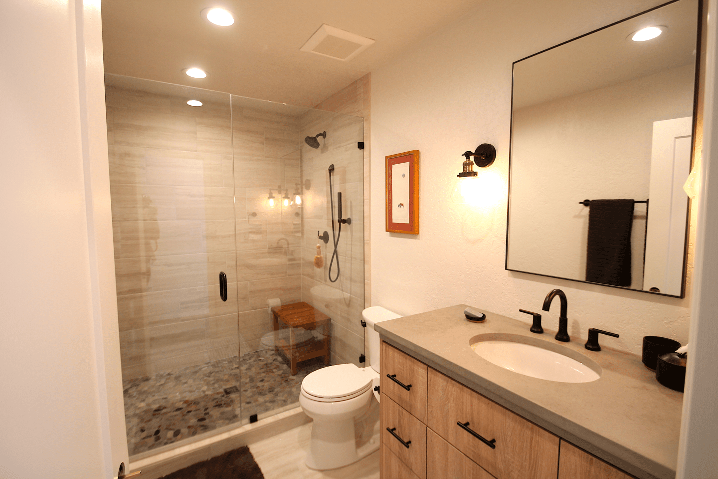 Elegant Sawmill Condo Southwest Suites