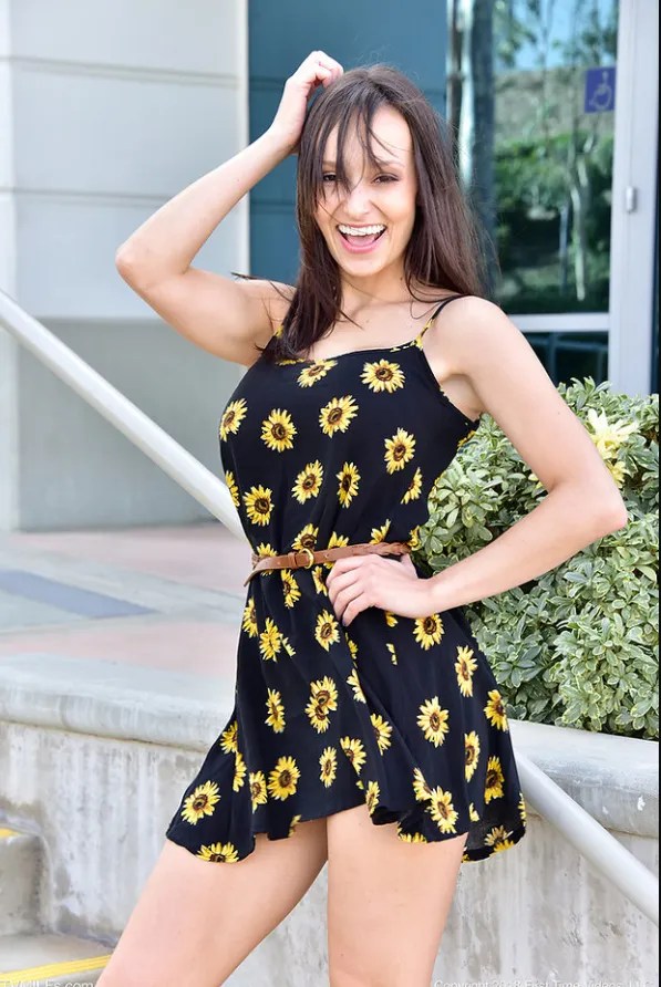 Lexi (Lexi Luna) Wiki, Bio, Net Worth, Boyfriend, Height, Weight, Age