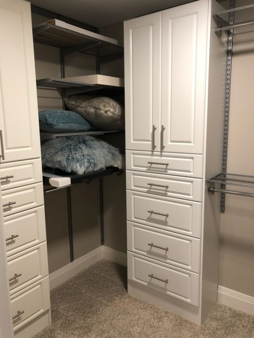 Gallery Space Age Shelving