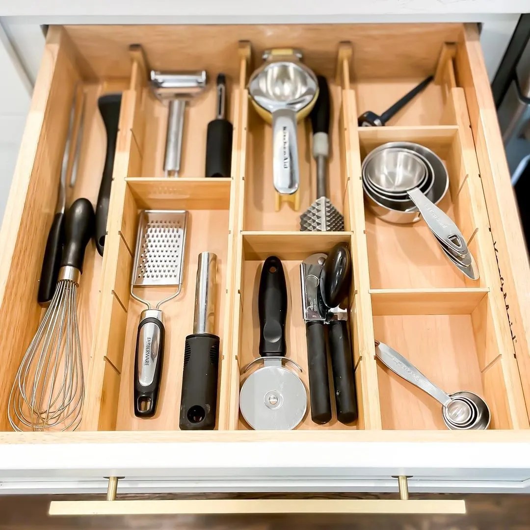 Why is a Silverware Organizer Necessary and What Are Its Benefits