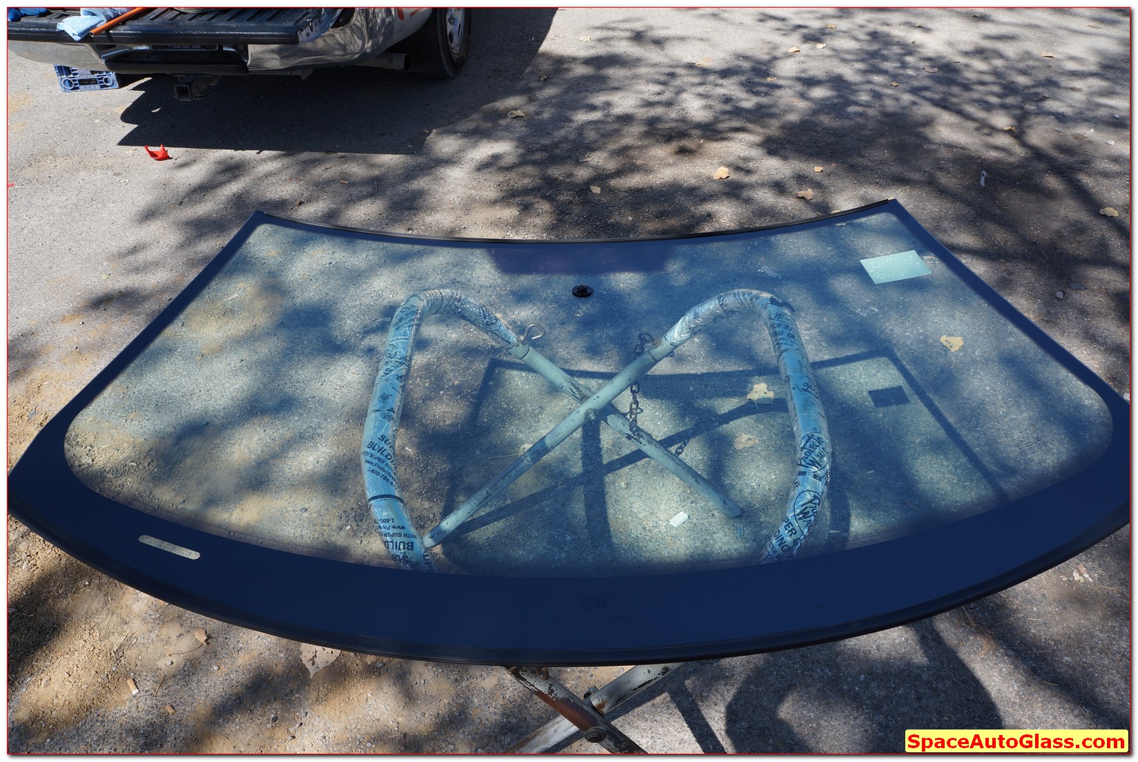 galleryes Space Auto Glass