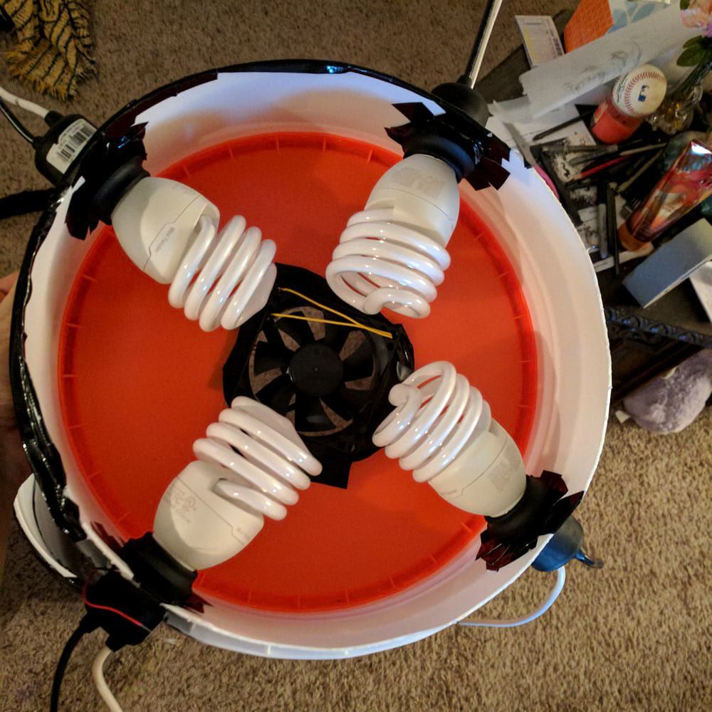 MONDAY BUCKET Space Buckets DIY Indoor Gardening