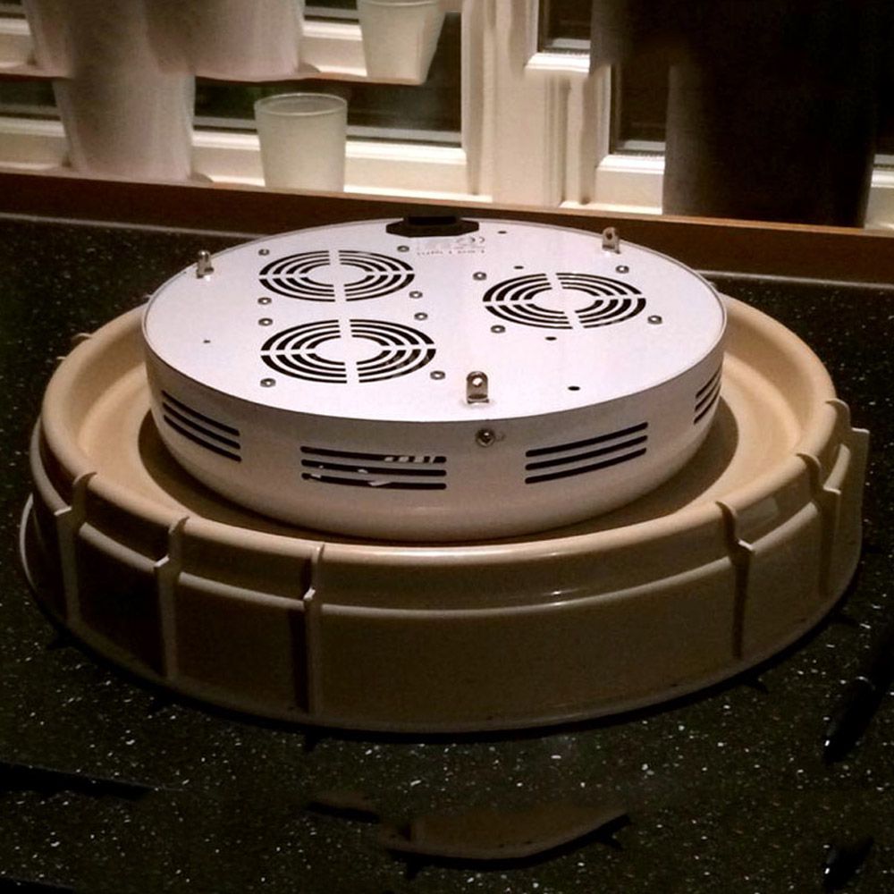 OSCILATOR'S PEPPERS Space Buckets DIY Indoor Gardening