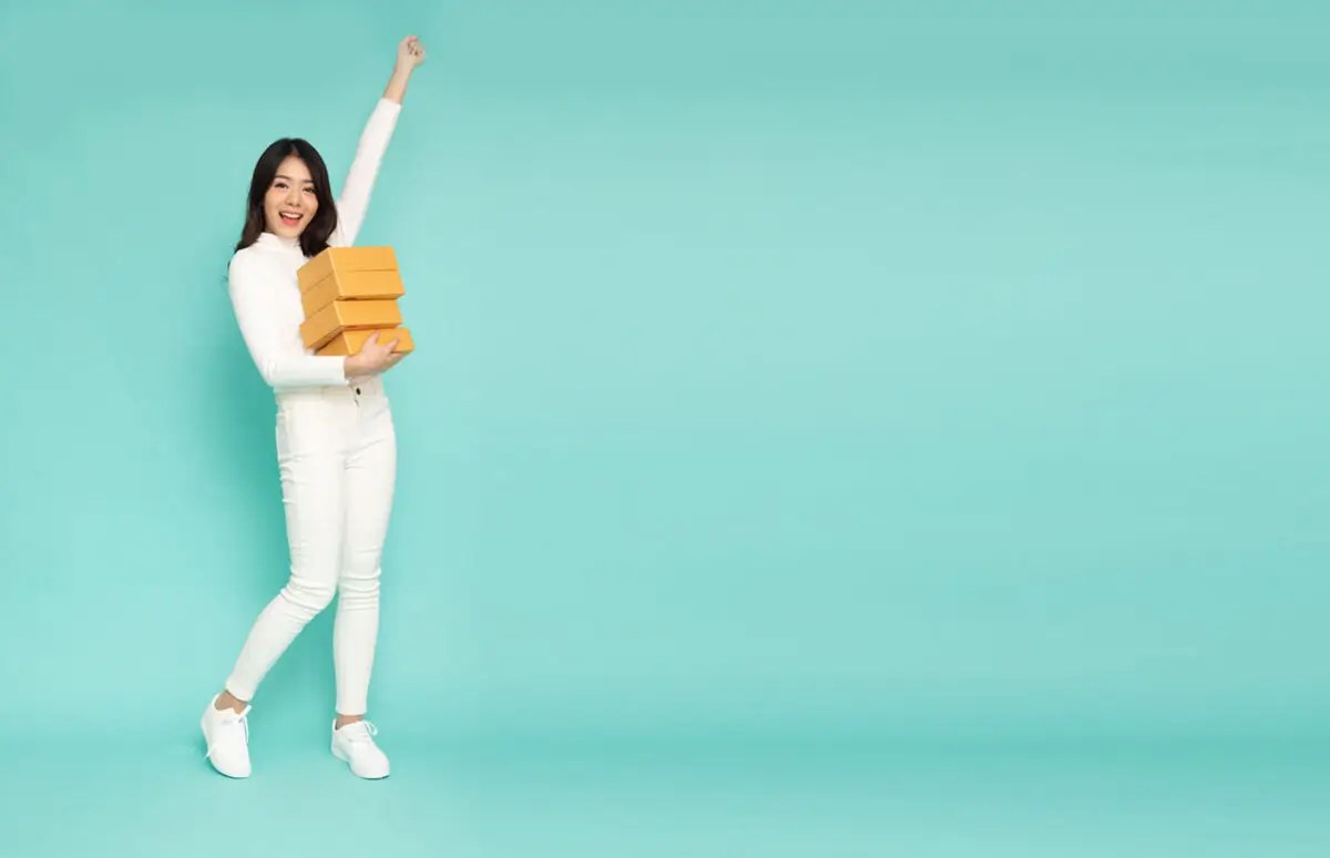 Tips for Storing Fragile Items in a Storage Box