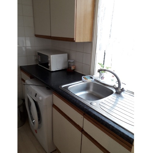 Flat To RentWhitehorse Road, Selhurst / Thornton HeathCR0 2LE£185 pw