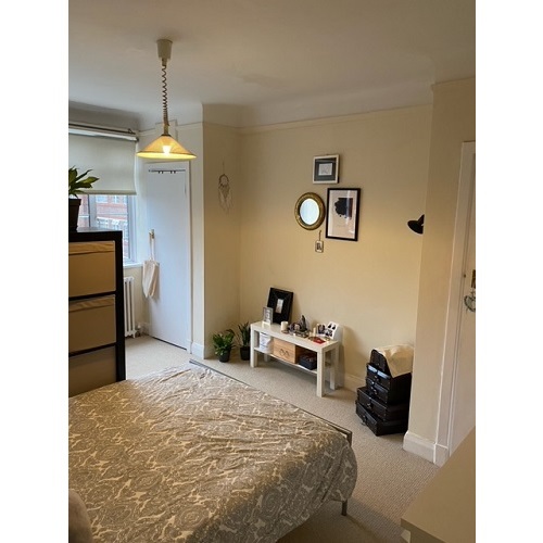 Studio To RentDu Cane Court/Balham High Road, LondonSW17 7JA£288pw / £1