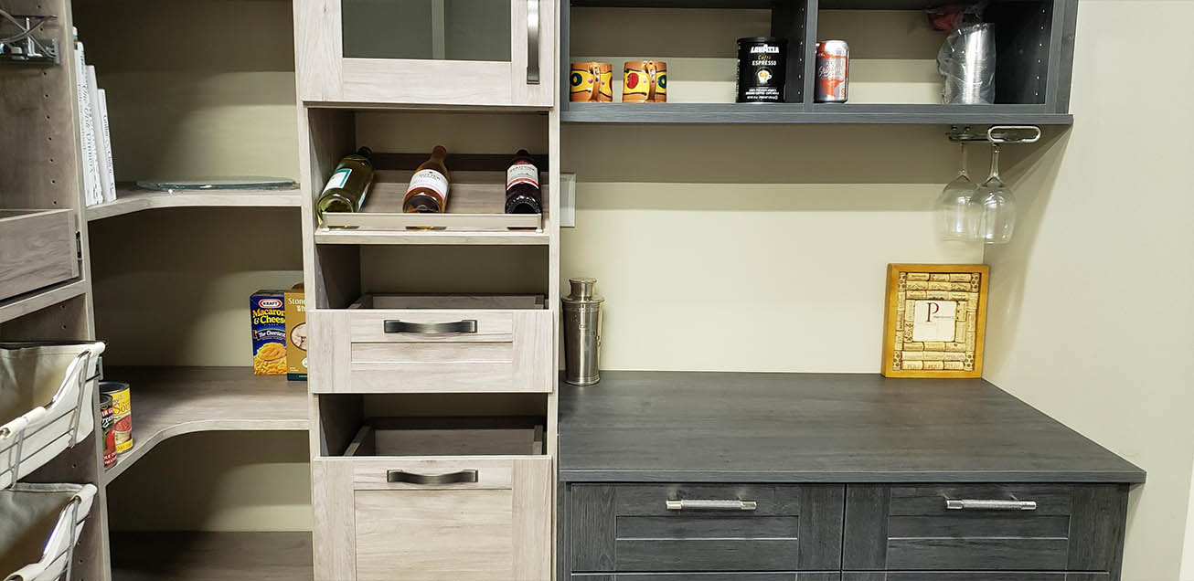 Showroom SpaceManager Closets