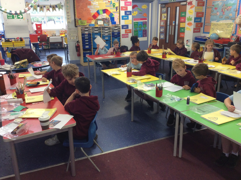 Penwortham Primary School Year 3 Share their learning with Year 2