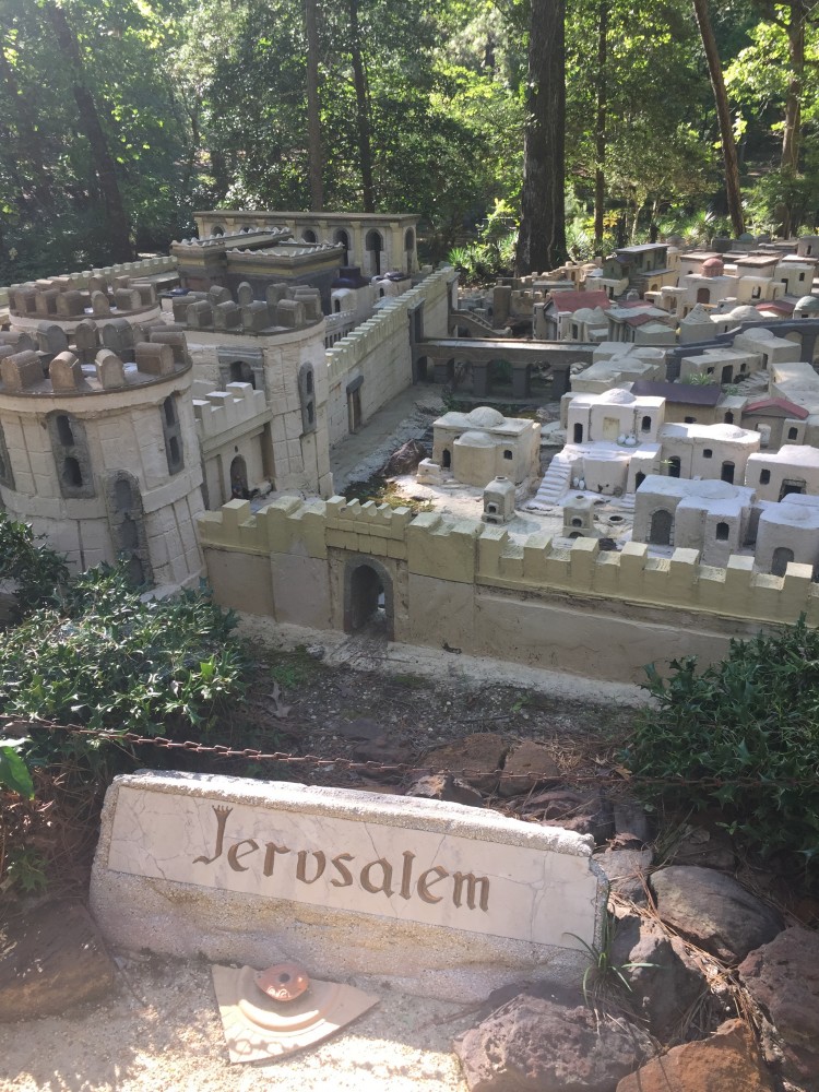 Palestine Gardens SPACES Archives