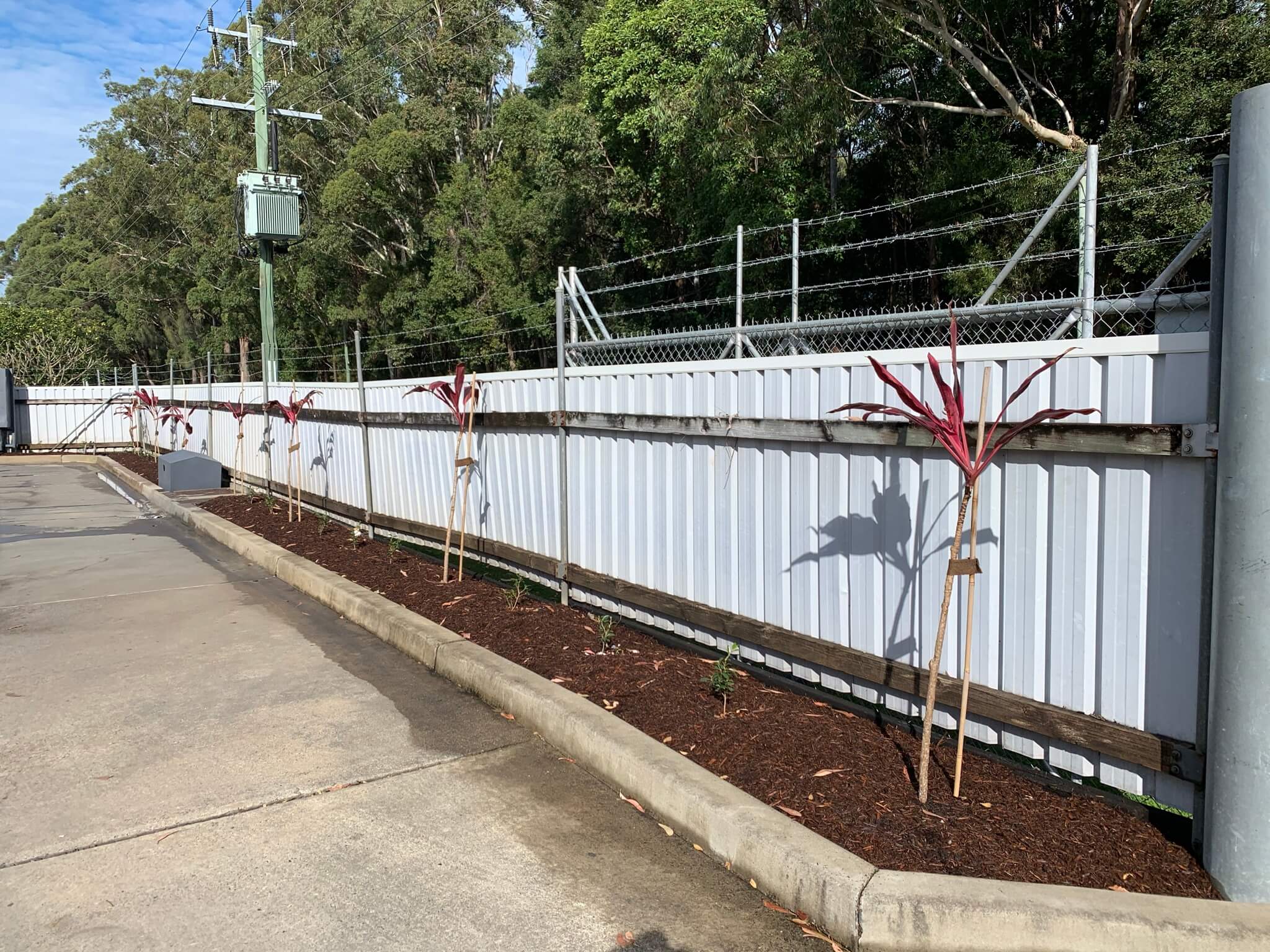 Spade Total Garden and Lawn Care Gardening and Landscaping