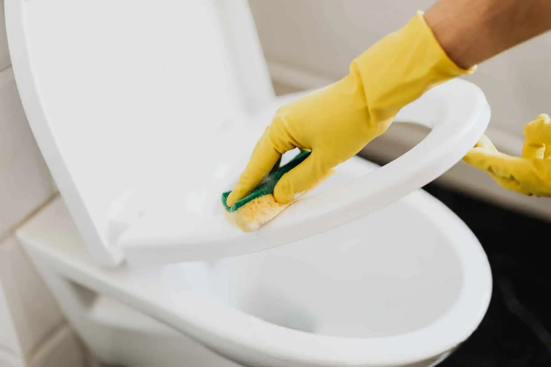 How to Unclog a Toilet Without a Plunger 9 Ways to Follow
