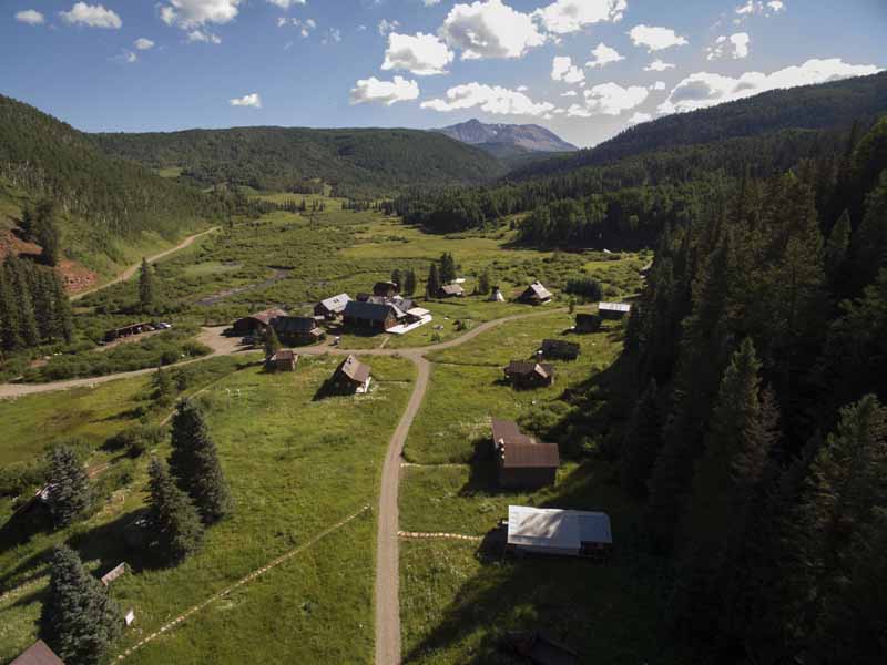 Featured property Dunton Hot Springs Spa Executive