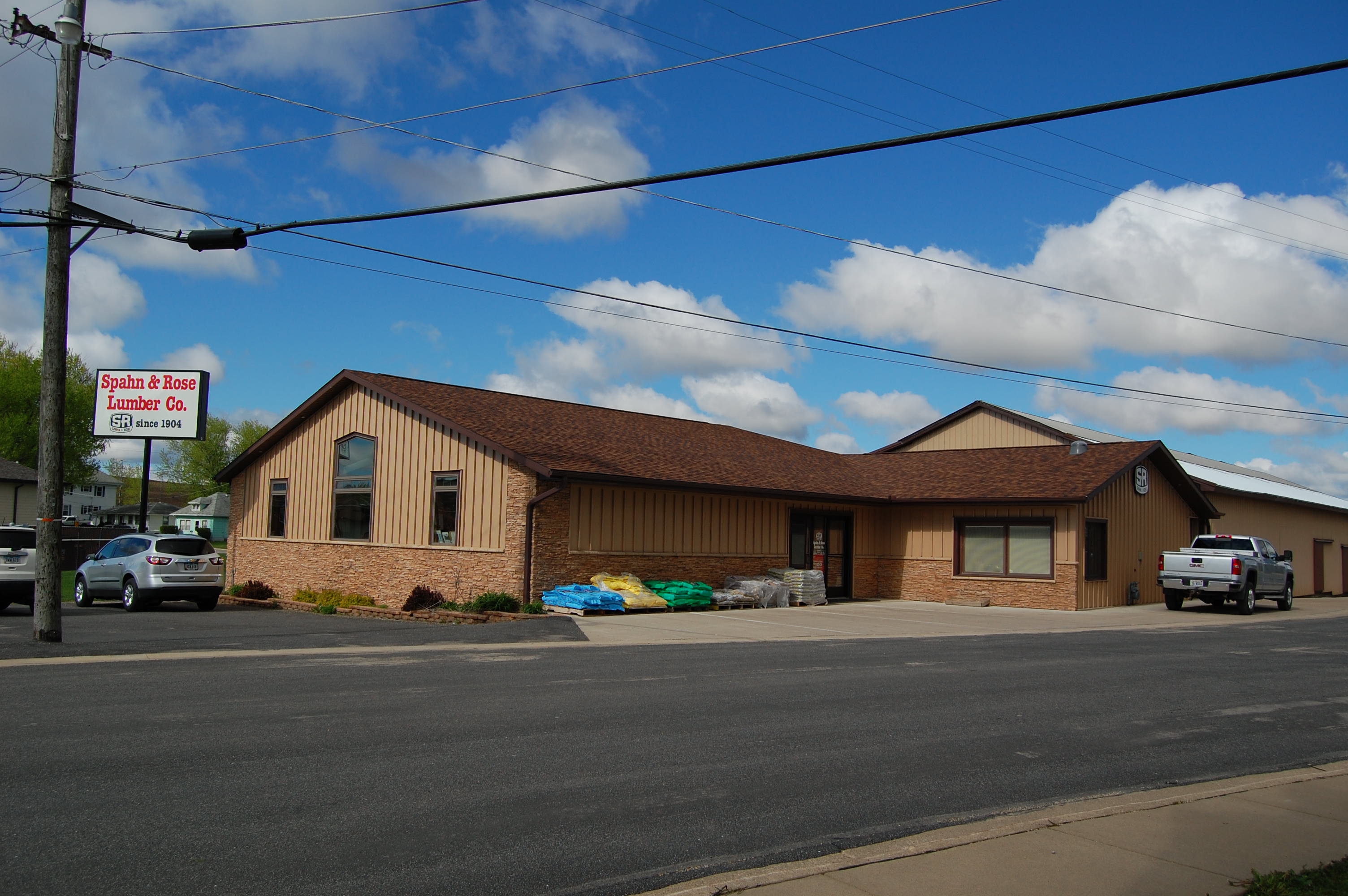 Hardware Store in Stockton IL Home Improvement & Lumber Dealer